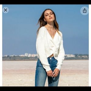 Zaful NWT cropped twist top sweater